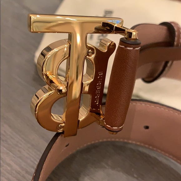 ✨✨SOLD!SOLD!✨✨Burberry Monogram Motif Leather Belt - Picture 5 of 10